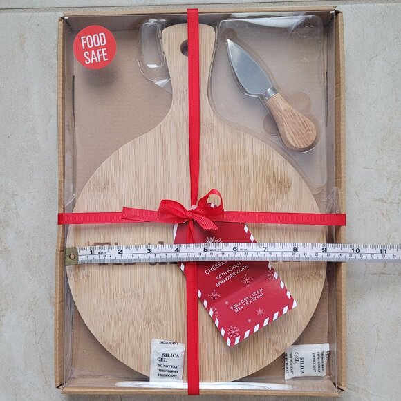 New Holiday Cheese Board Gift Set Tis' the Season - Picture 5 of 5